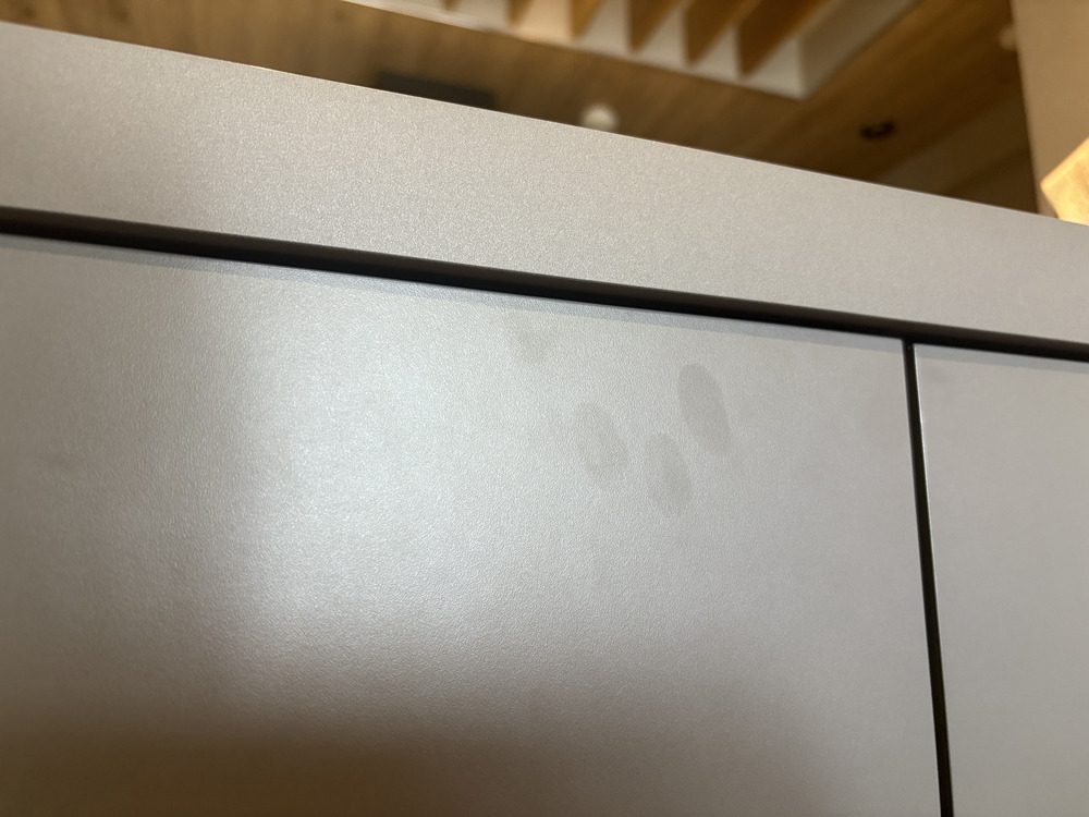 グラフテクトのオニキスグレーの汚れ