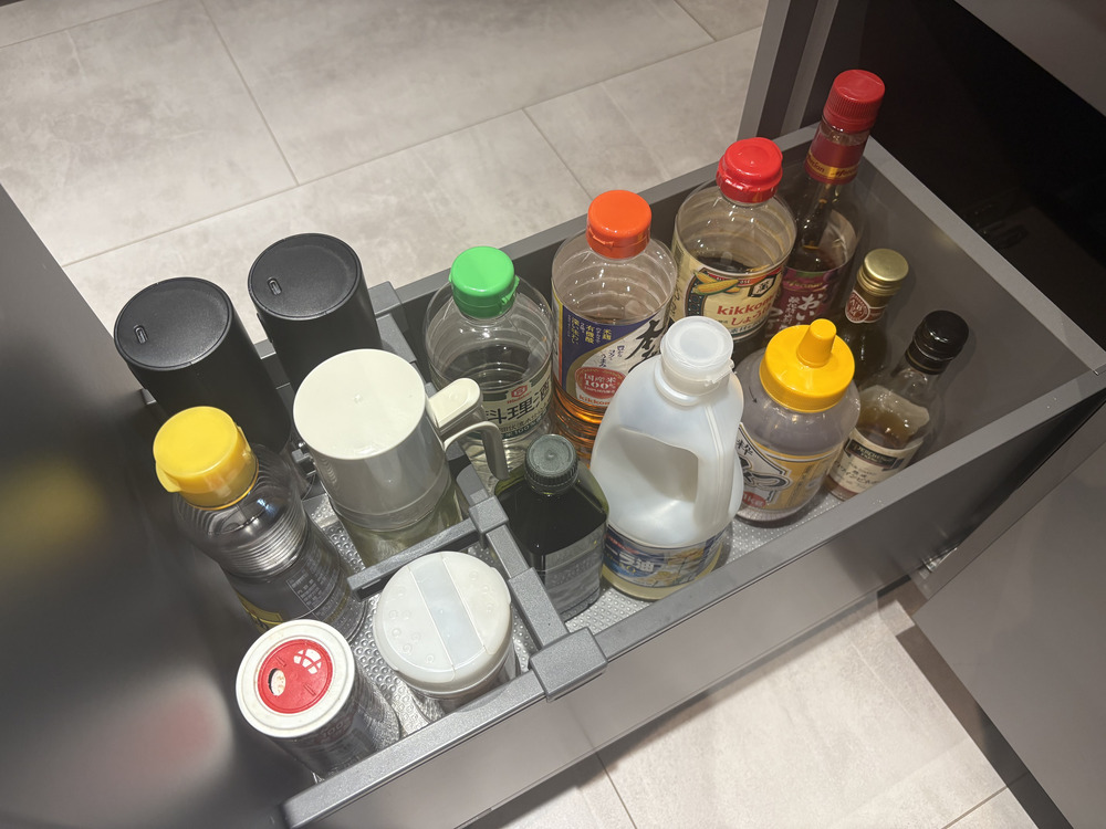 グラフテクト収納例（ボトル収納）